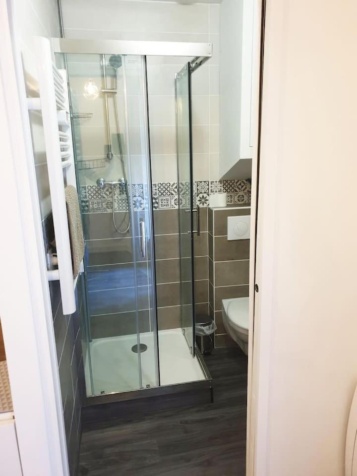 Le Nid Des Carmes Appartement Nantes Buitenkant foto